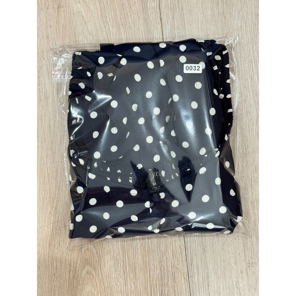 J. Crew Cropped Polka Dot Top M Blue Babydoll Preppy Off Shoulder Retro Modern - Picture 8 of 8
